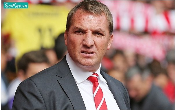 Rodgers phản pháo Carragher