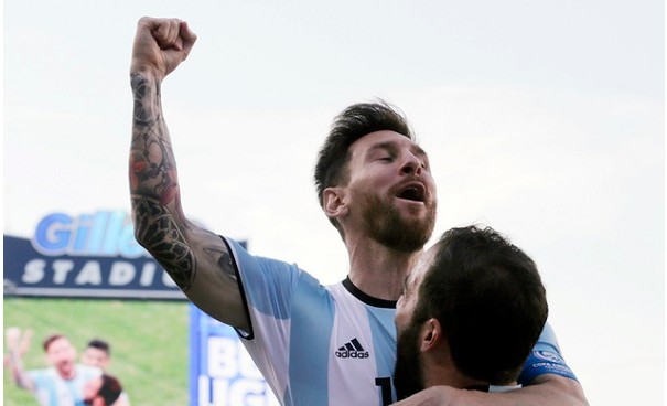 Messi hạnh phúc với trận đại thắng