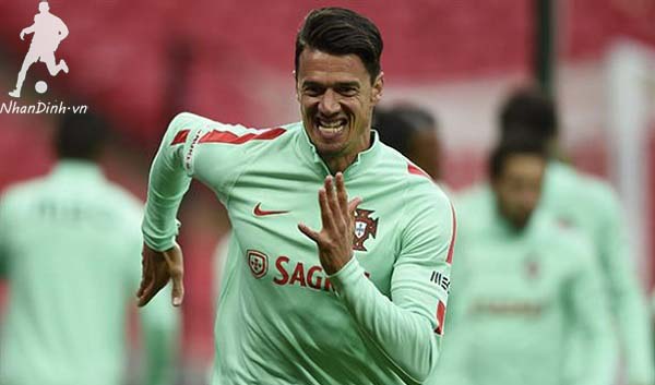 Dortmund cũng để ý đến Jose Fonte