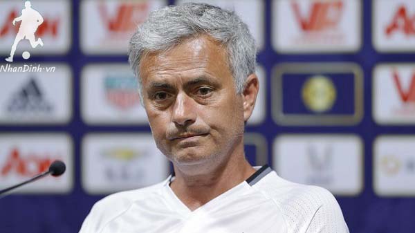 Man Utd không lo về vấn đề tăng giá