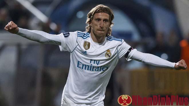 Real đón tin vui: Modric ở lại, sắp mua “kẻ thù Messi” 110 triệu euro